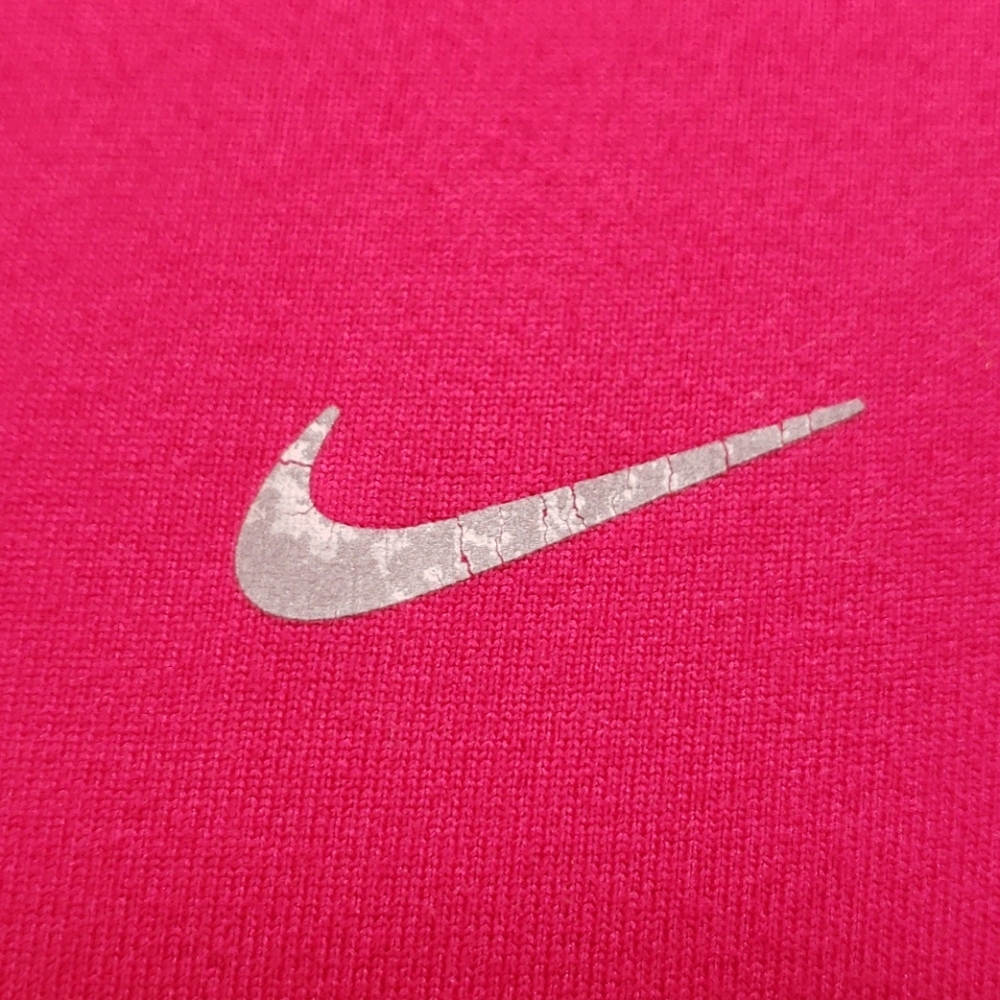 M Nike Hot Pink Dri-Fit Long Sleeve Top B83 - Picture 2 of 7